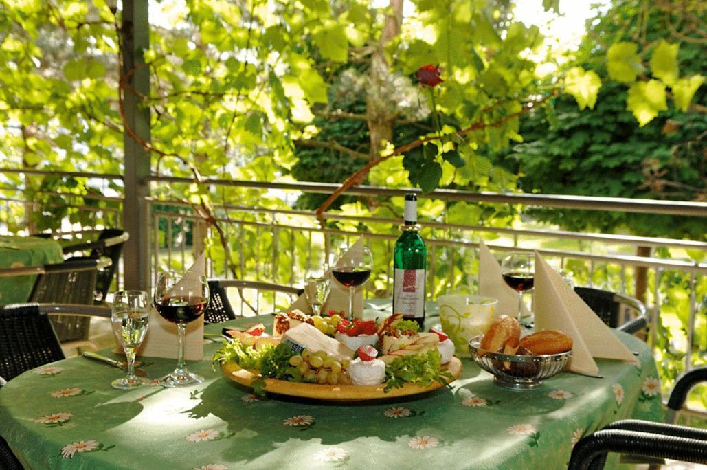 Eichenhof Hotel Gbr Eislingen Εξωτερικό φωτογραφία